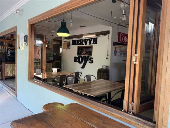 Mervyn Roys Cafe