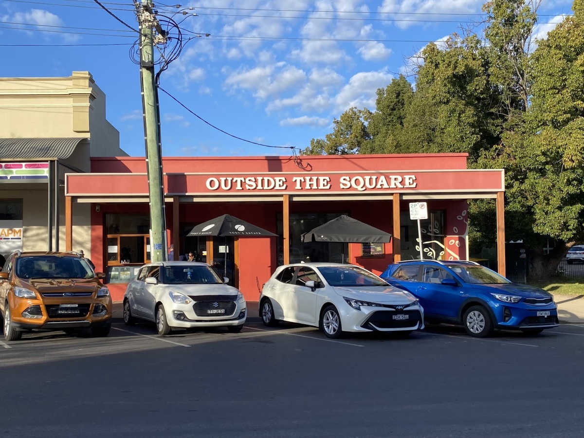 Outside the Square Cafe Mudgee Food Drink localista