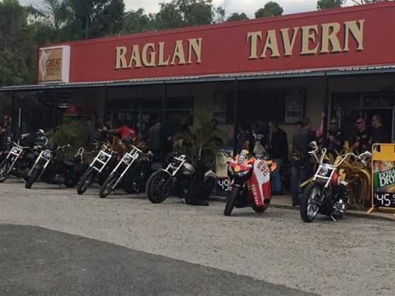 Raglan Tavern