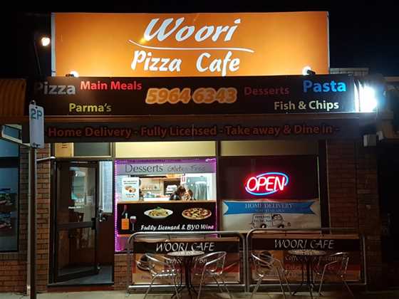 Wooris Pizza Cafe