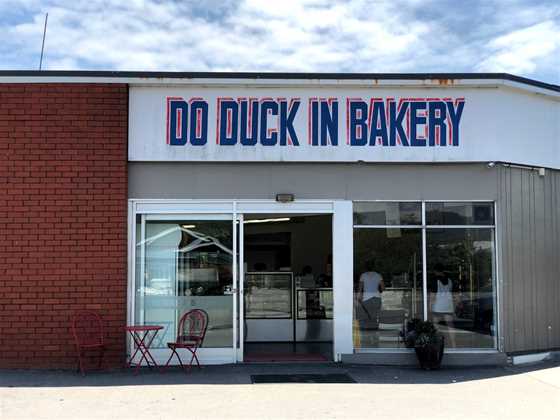 Do Duck Inn Bakery