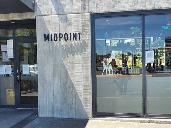 Midpoint Café