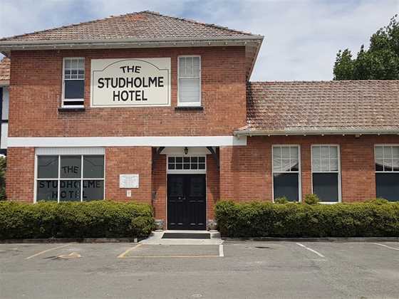 Studholme Hotel - Restaurant & Accommodation