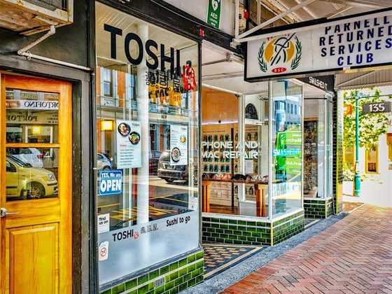 Toshi Sushi Parnell