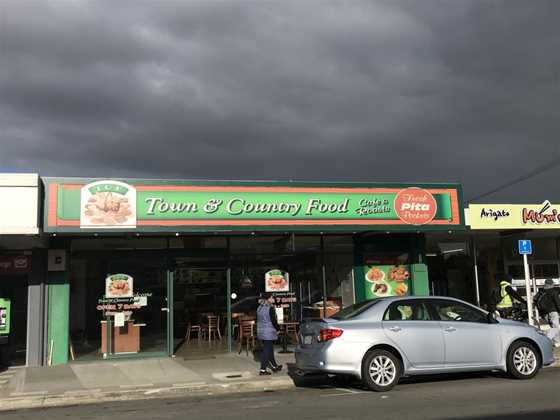 Town and Country Food Otaki