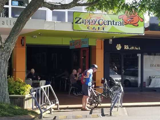 Zippy Central Bar & Cafe.
