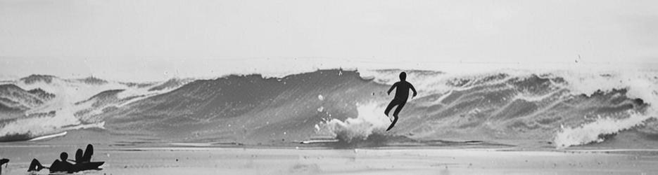 Surfing at Cottesloe Beach - Localista