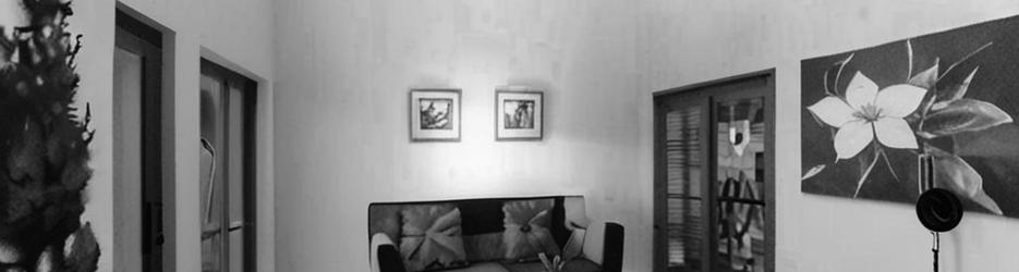 Mcauleys Beach House - Localista