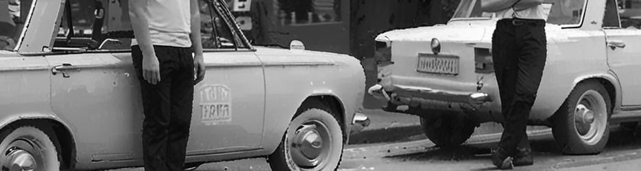 A Vintage Outing - Localista