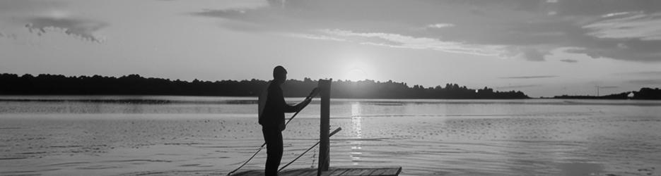 Stand Up Paddle Boarding Shellharbour - Localista