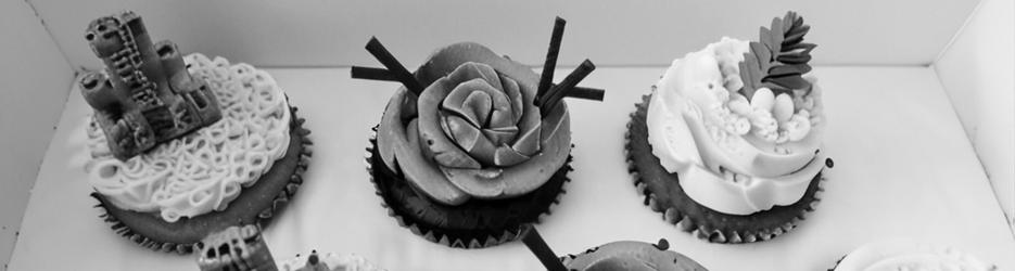 THE THREE WORDS  Cakes & Flowers - Localista