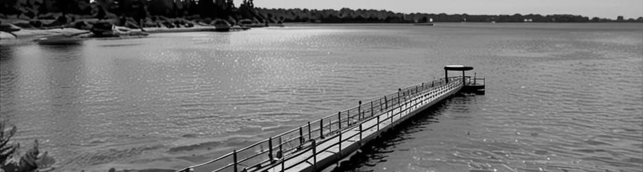 Ellen Cove Boardwalk - Localista