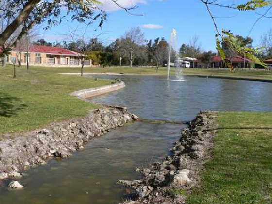 Emu Lakes