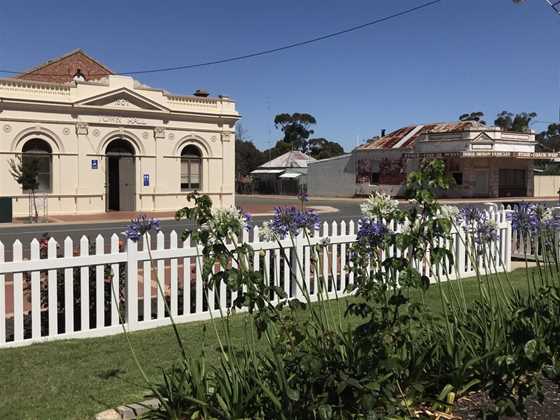 Pingelly Town Hall