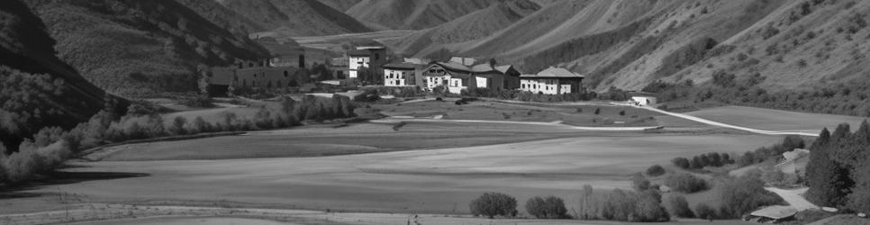 Charlotte Pass historical sites - Localista