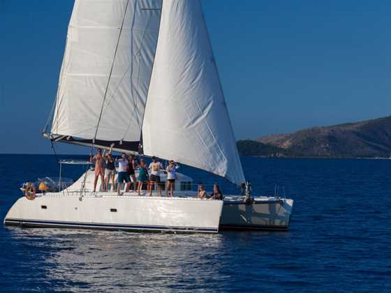 Explore Whitsundays Sailing Adventures