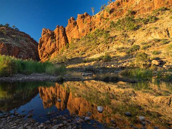 Sacred Earth Safaris – Red Centre Tours