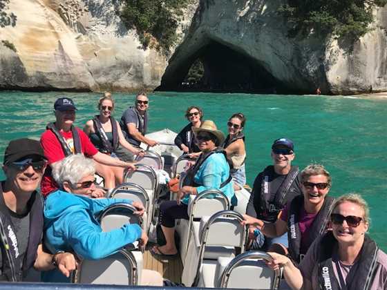 Cave Cruzer Boat Tours