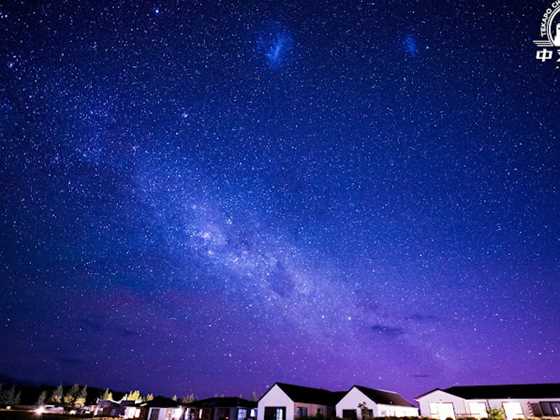 Tekapo Chinese Stargazing