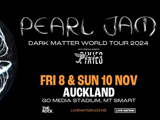 Pearl Jam - Dark Matter Tour at Go Media Stadium