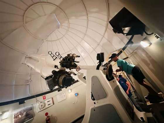 Fun Workshop and Tour at Perth Observatory